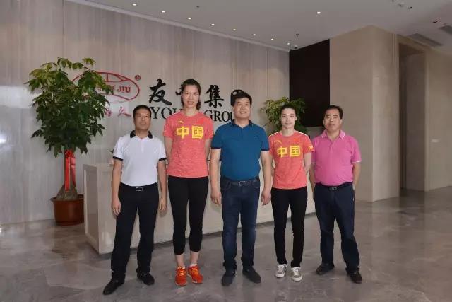 融籍女排奥运冠军，徐云丽、林莉到访bte365官网总部